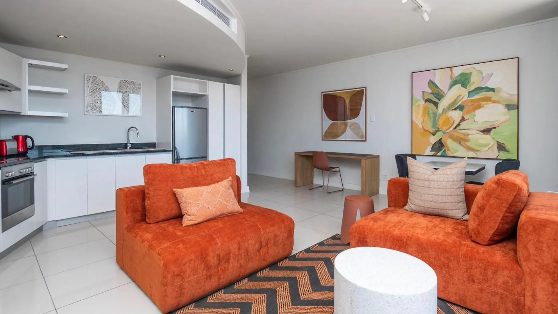 Xenia Aparthotel By Totalstay Le Cap
